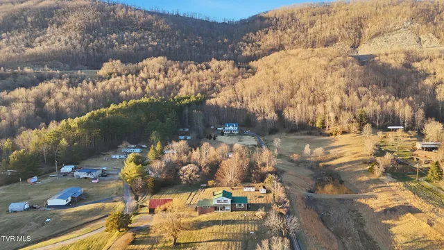 $329,000 | 5831 Powell Valley Road, Big Stone Gap, VA 24219