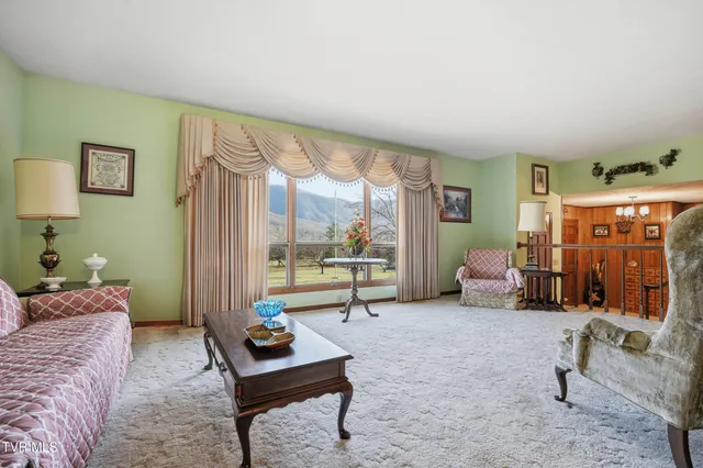 $329,000 | 5831 Powell Valley Road, Big Stone Gap, VA 24219