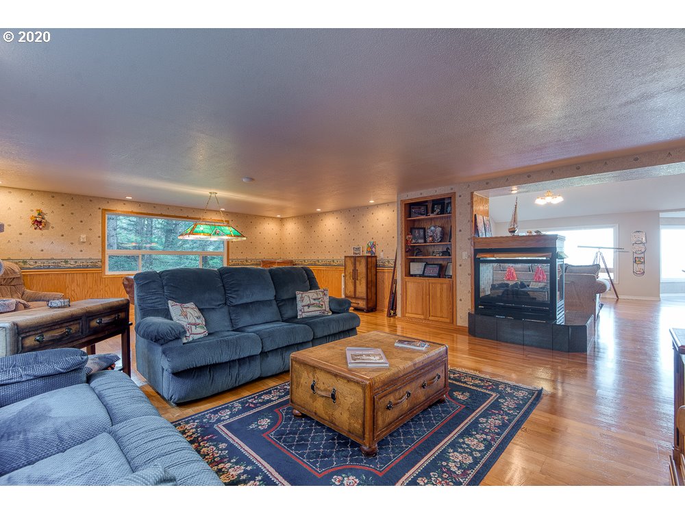 63198 Ocean View Road Coos Bay, OR 97420 - Photo 5 of 31 Gallery Image 5