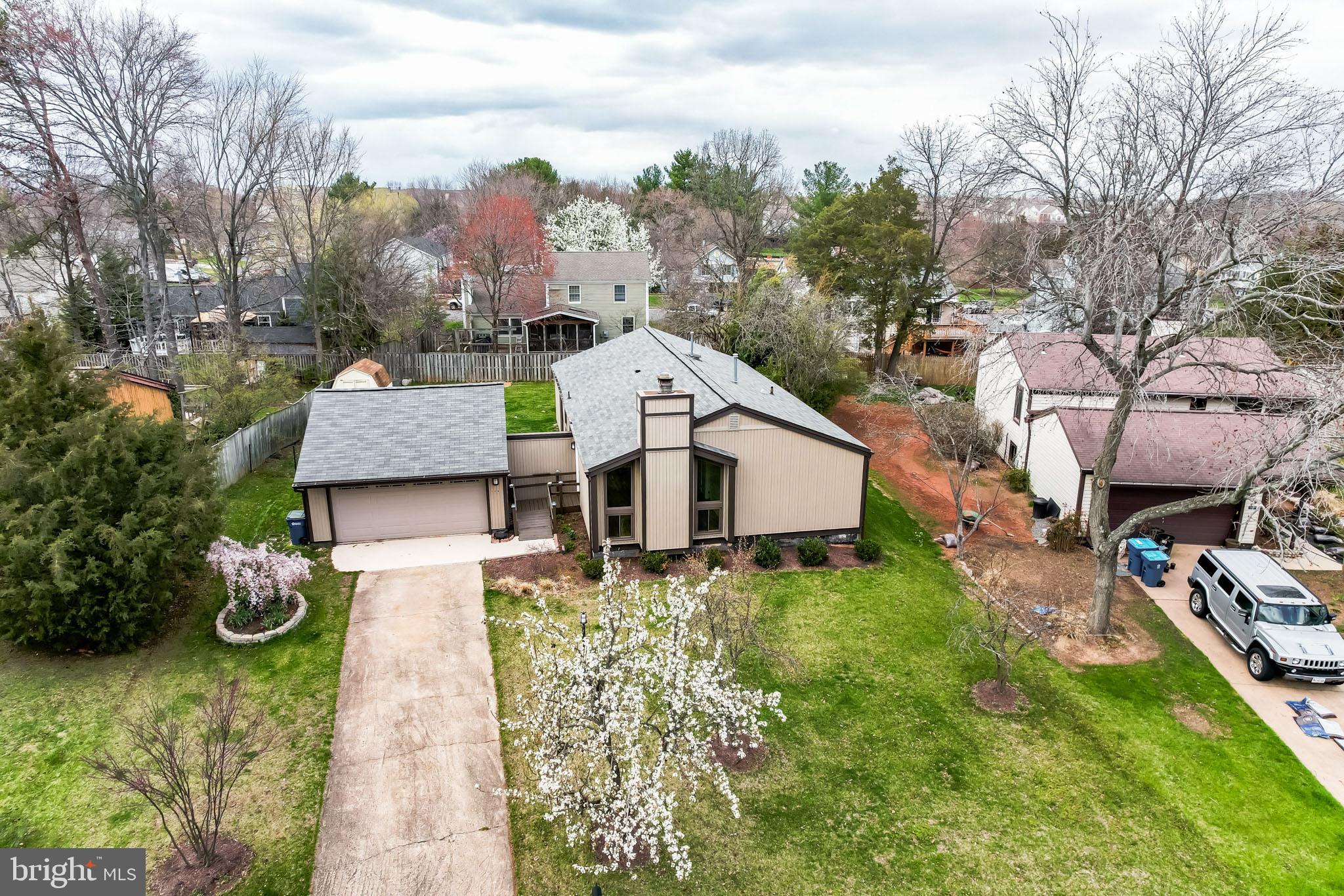 176 Magnolia Road Sterling, VA 20164 - Photo 1 of 41 Gallery Image 1