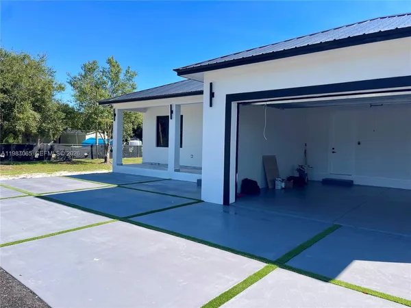 $2,500 | 435 North Quebrada Street, Clewiston, FL 33440