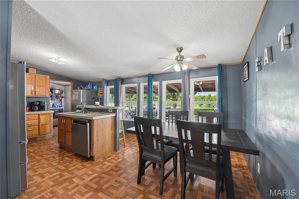 63 Pinnacle Lake Road New Florence, MO 63363 - Photo 10 of 23
