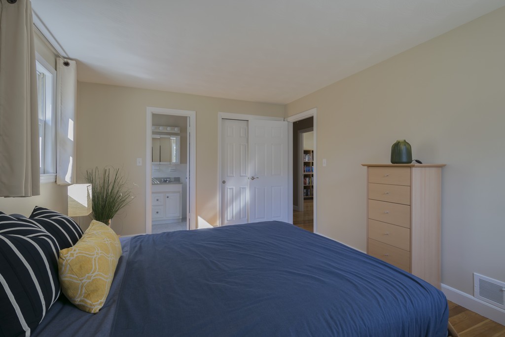98 Page Road Bedford, MA 01730 - Photo 15 of 30 Gallery Image 15