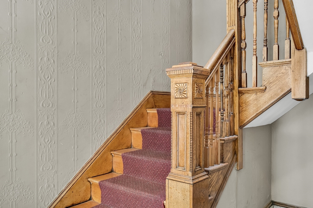 41 Orkney Road Boston, MA 02135 - Photo 4 of 28