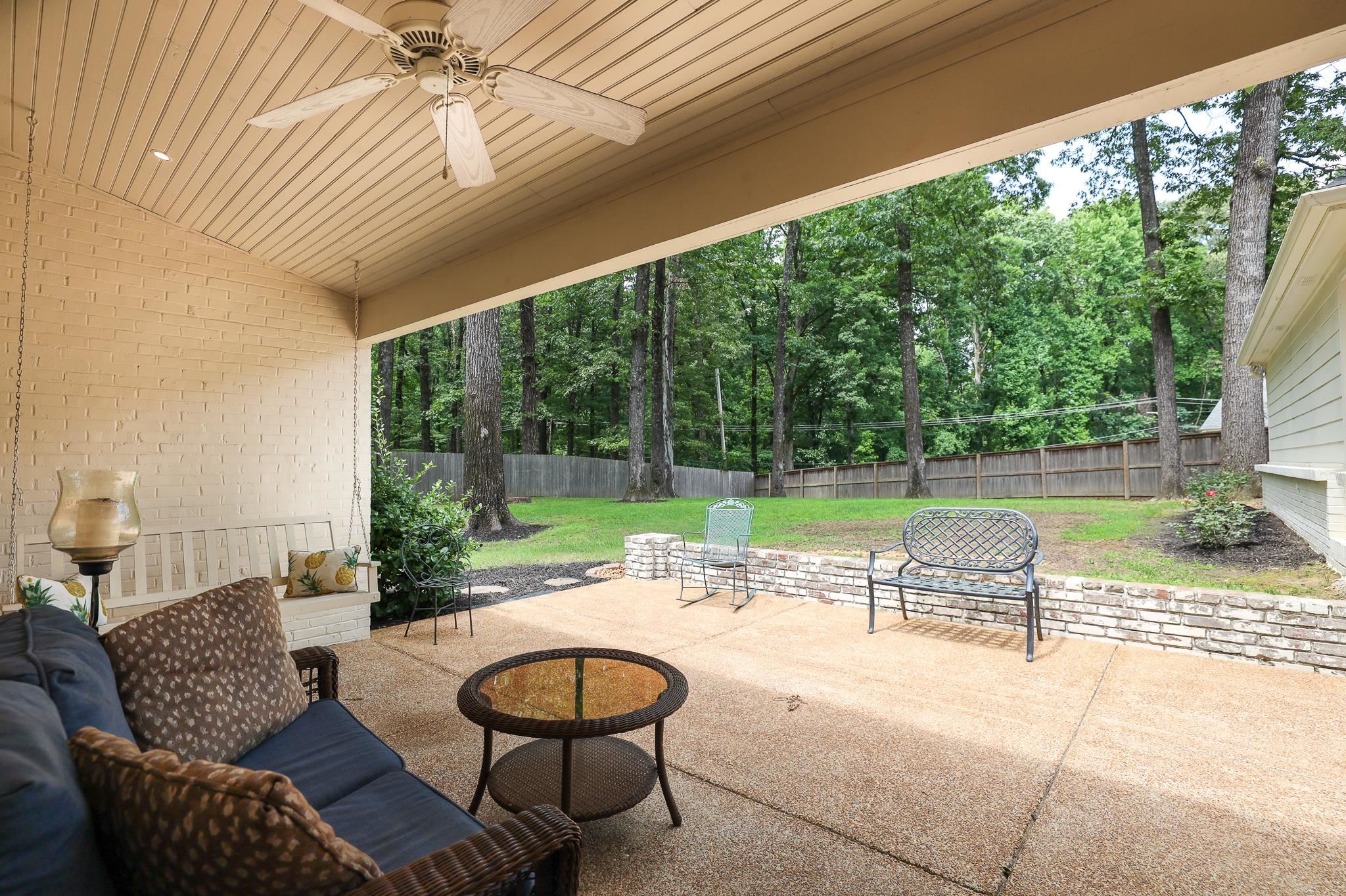 6164 Harwick Drive Memphis, TN 38119 - Photo 27 of 29 a garden view with a seating space
