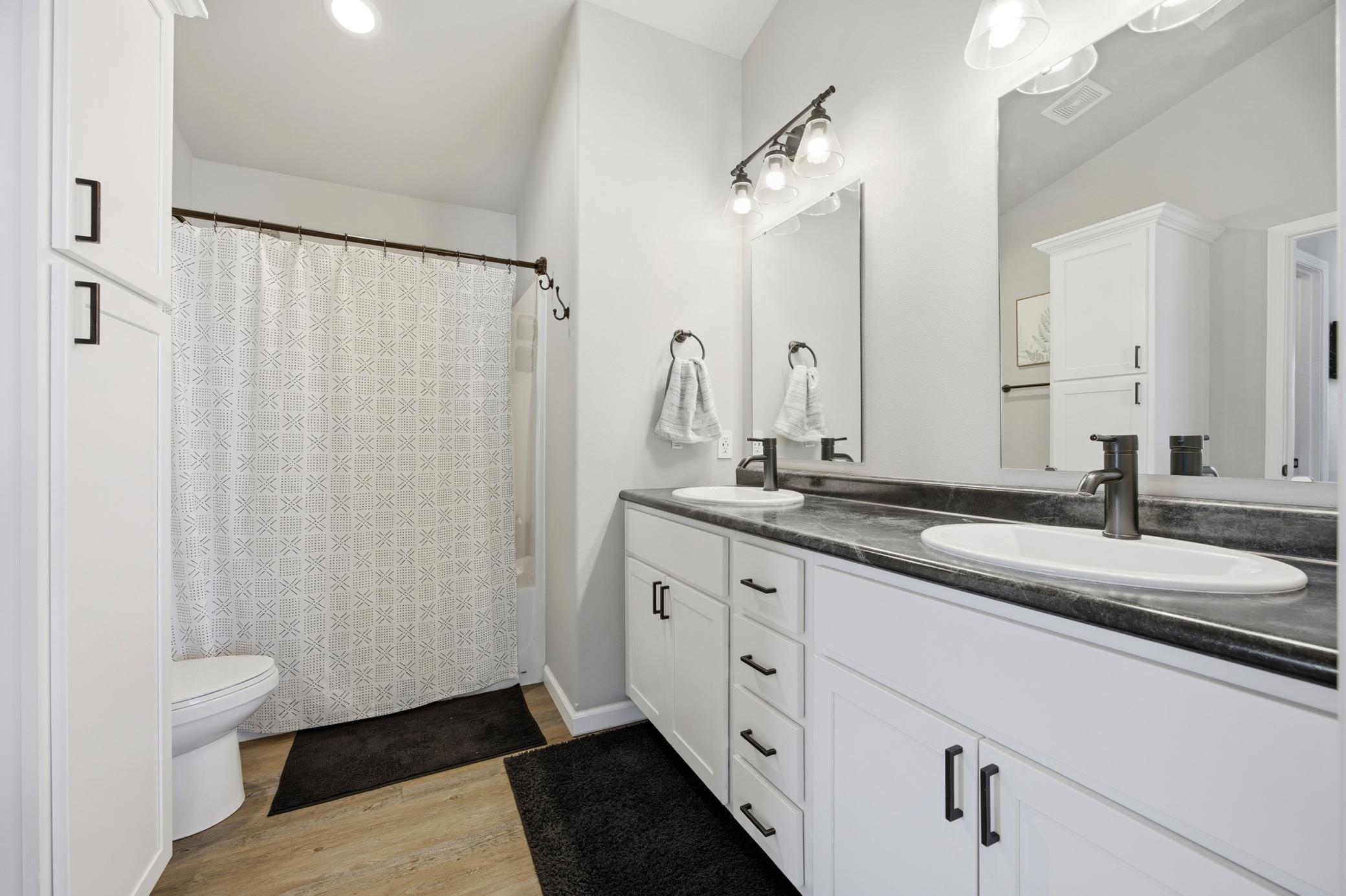 7360 20th Street South Fargo, ND 58104 - Photo 14 of 29