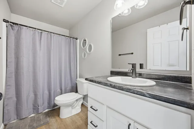 $324,900 | 7360 20th Street South, Fargo, ND 58104