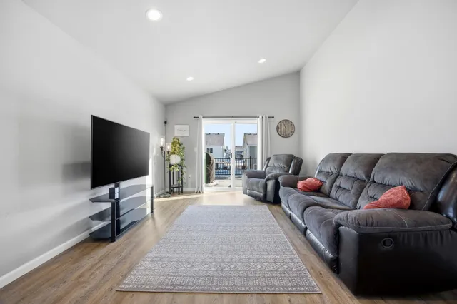 $324,900 | 7360 20th Street South, Fargo, ND 58104