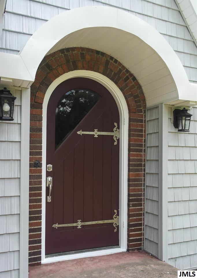 2515 Horton Road Jackson, MI 49203 - Photo 2 of 35 Photo 2