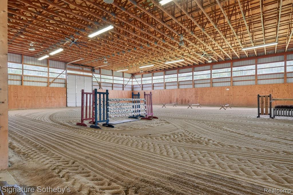 12700 Shaffer Road Davisburg, MI 48350 - Photo 57 of 99