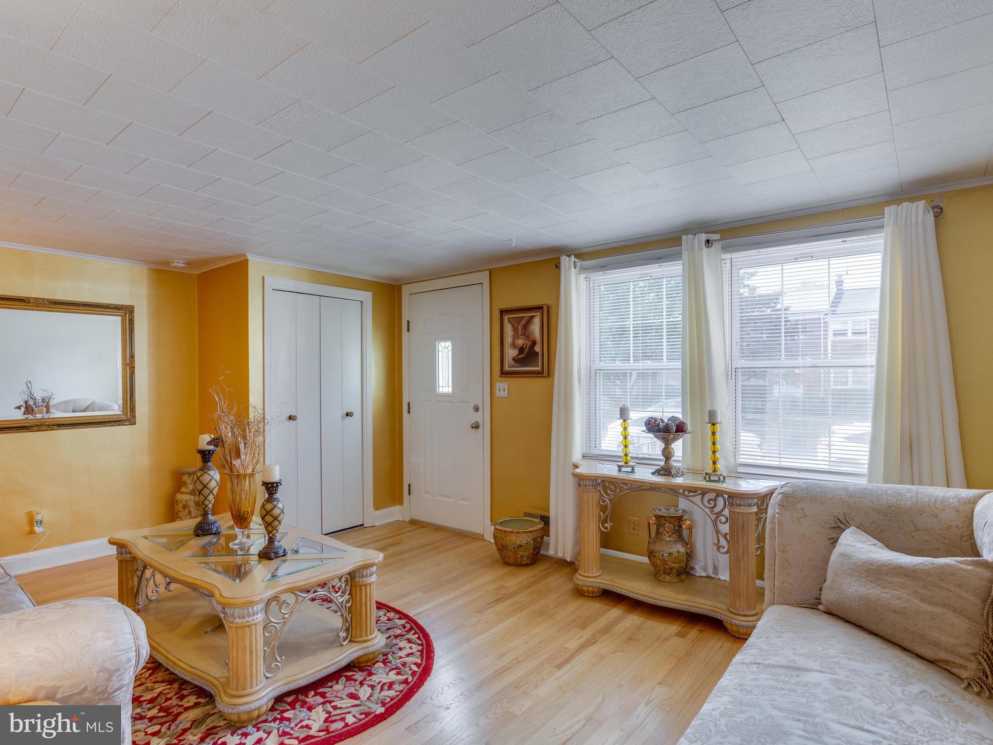 1535 Barrett Road Baltimore, MD 21207 - Photo 8 of 56 Gallery Image 8