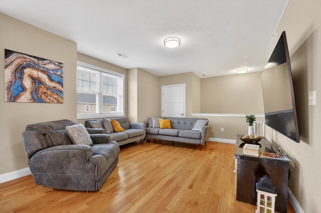 7 Gorham Street, Unit 57 Chelmsford, MA 01824 - Photo 1 of 18