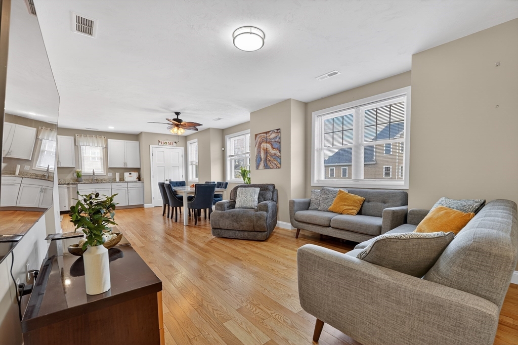 7 Gorham Street, Unit 57 Chelmsford, MA 01824 - Photo 2 of 18