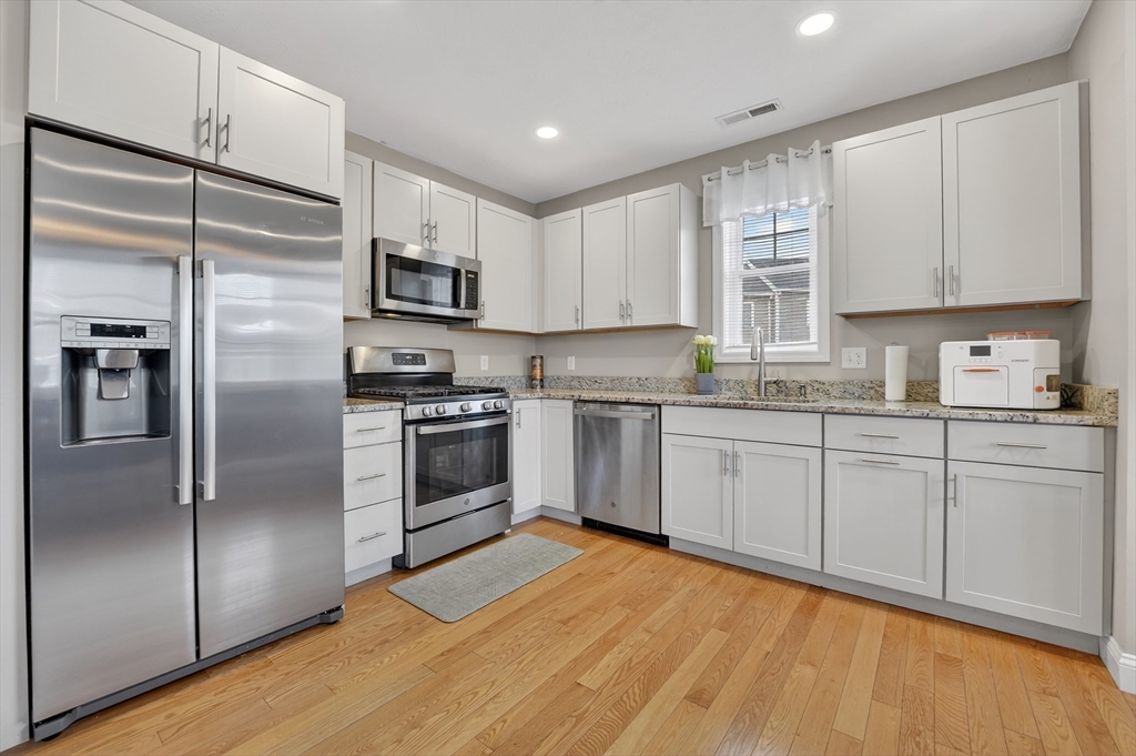 7 Gorham Street, Unit 57 Chelmsford, MA 01824 - Photo 8 of 18