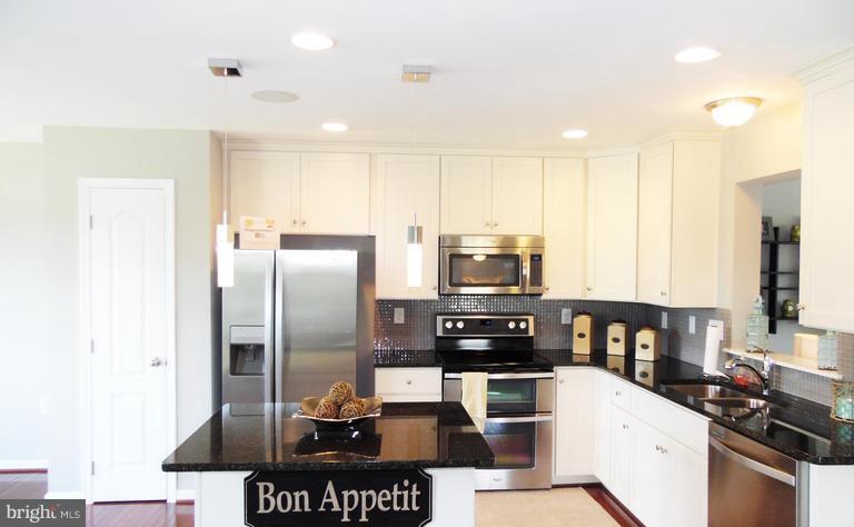 432 Rumbling Rock Road Hedgesville, WV 25427 - Photo 2 of 22 Kitchen *Similar Homes Under Construction*