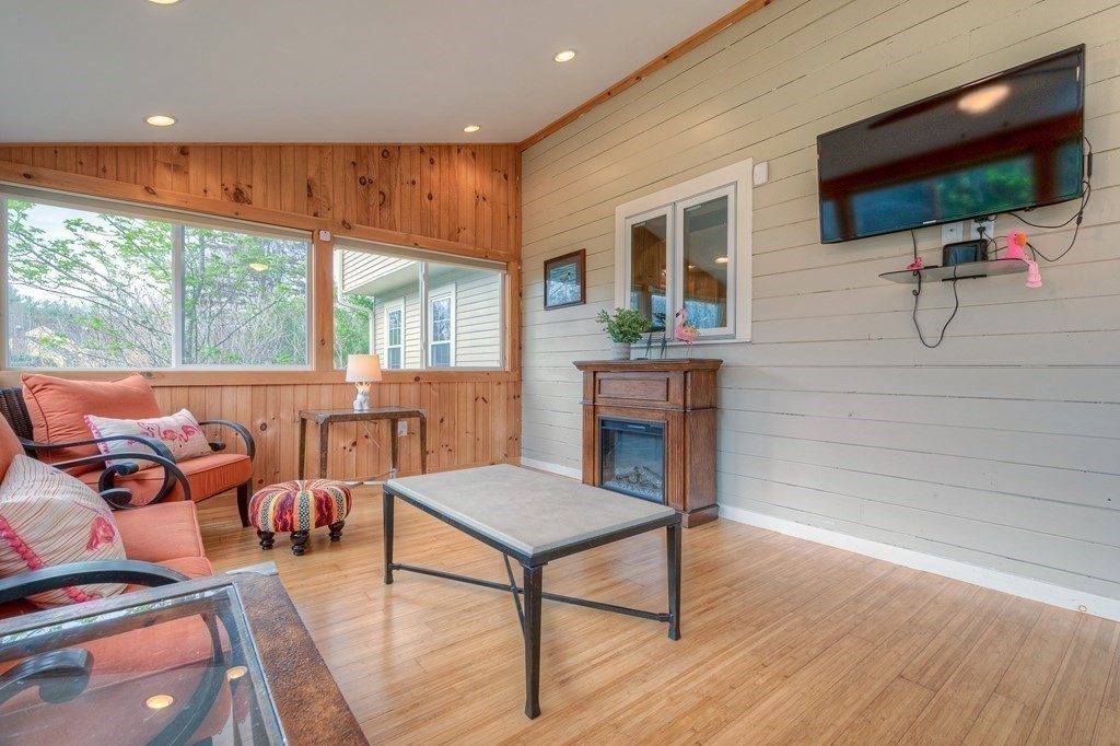 155 Sugar Road Bolton, MA 01740 - Photo 19 of 34
