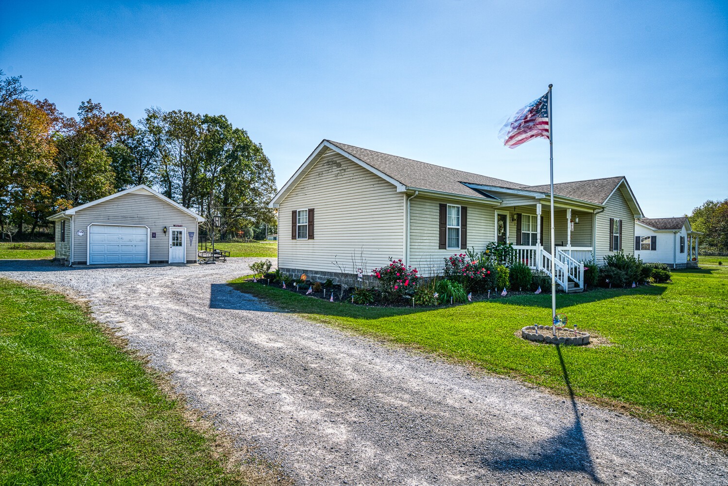 3295 Blue Springs Road Smithville, TN 37166 - Photo 2 of 18 Gallery Image 2