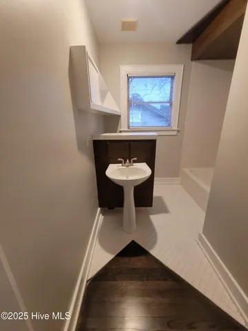 $1,200 | 1901 Nun Street, Wilmington, NC 28403