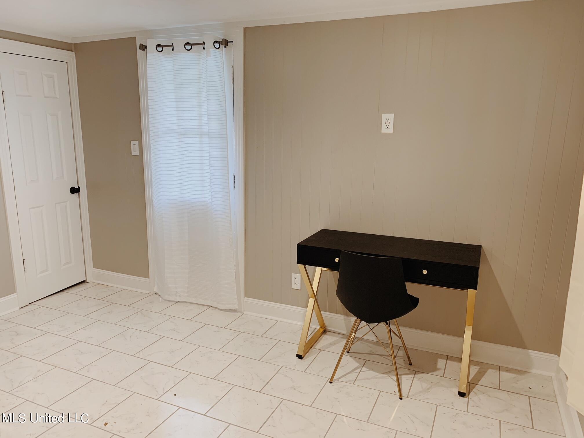 1834 Howard Street Jackson, MS 39202 - Photo 26 of 30 D288C9E1-4C32-41DA-8D33-18D0084EEF15