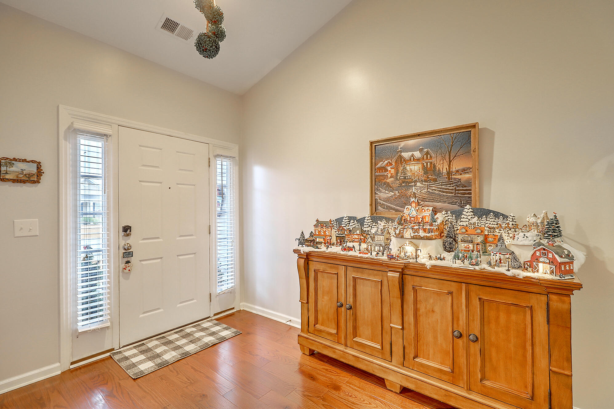 2032 Triple Crown Lane Ridgeville, SC 29472 - Photo 5 of 37 IMG_9502_3_4_5_6_7_8