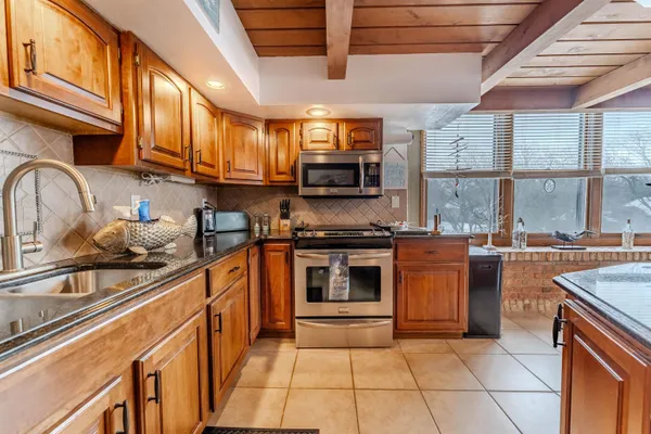 $425,000 | 1545 Arboretum Drive, Unit 201, Oshkosh, WI 54901