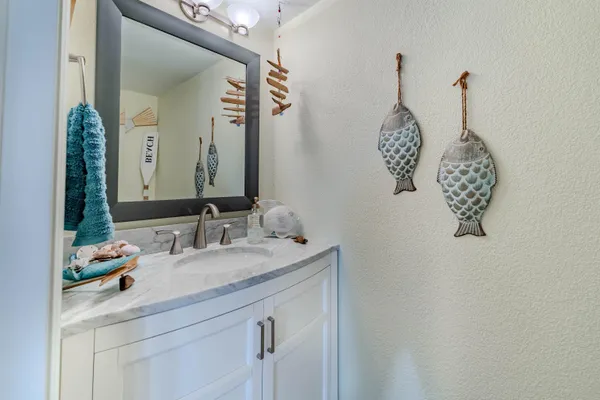 $425,000 | 1545 Arboretum Drive, Unit 201, Oshkosh, WI 54901