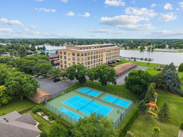 $425,000 | 1545 Arboretum Drive, Unit 201, Oshkosh, WI 54901
