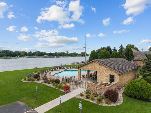 $425,000 | 1545 Arboretum Drive, Unit 201, Oshkosh, WI 54901