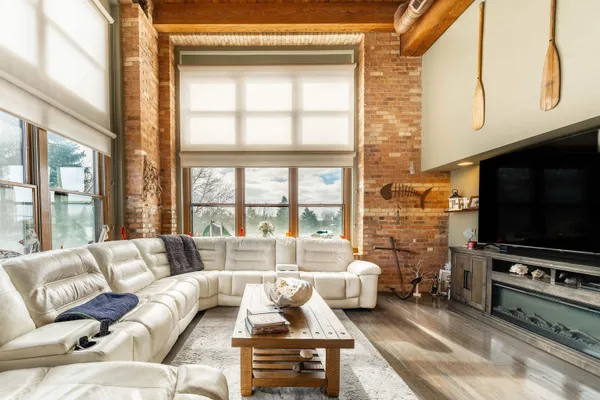 $425,000 | 1545 Arboretum Drive, Unit 201, Oshkosh, WI 54901