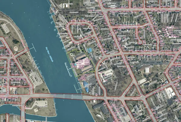 $425,000 | 1545 Arboretum Drive, Unit 201, Oshkosh, WI 54901