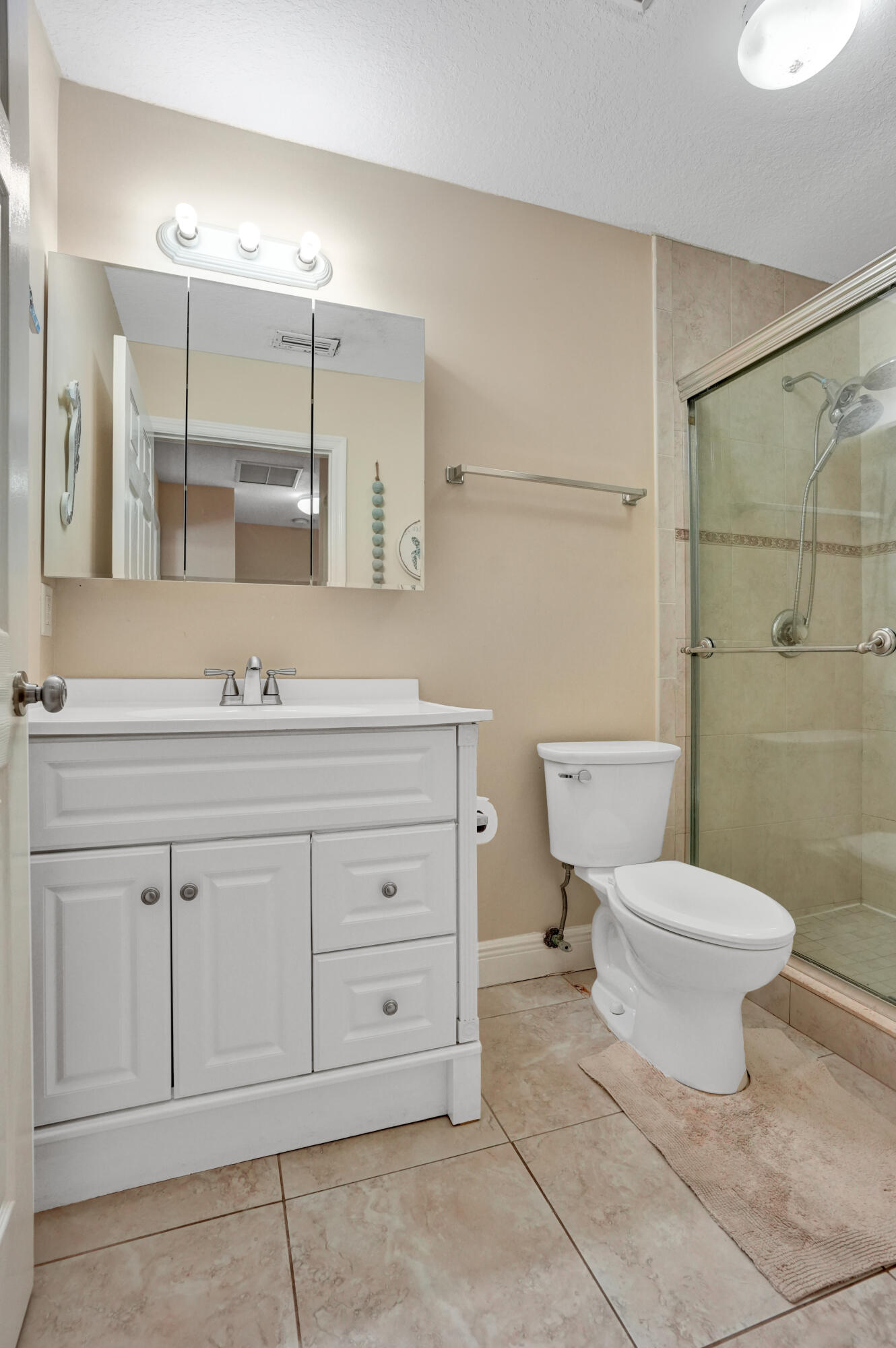 740 Buttonwood Road North Palm Beach, FL 33408 - Photo 32 of 44 DSC08312