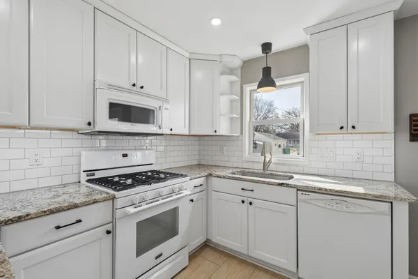 $419,900 | 3347 Utah Avenue South, St. Louis Park, MN 55426