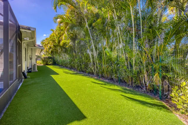 $870,000 | 3771 Southeast Fairway West, Stuart, FL 34997