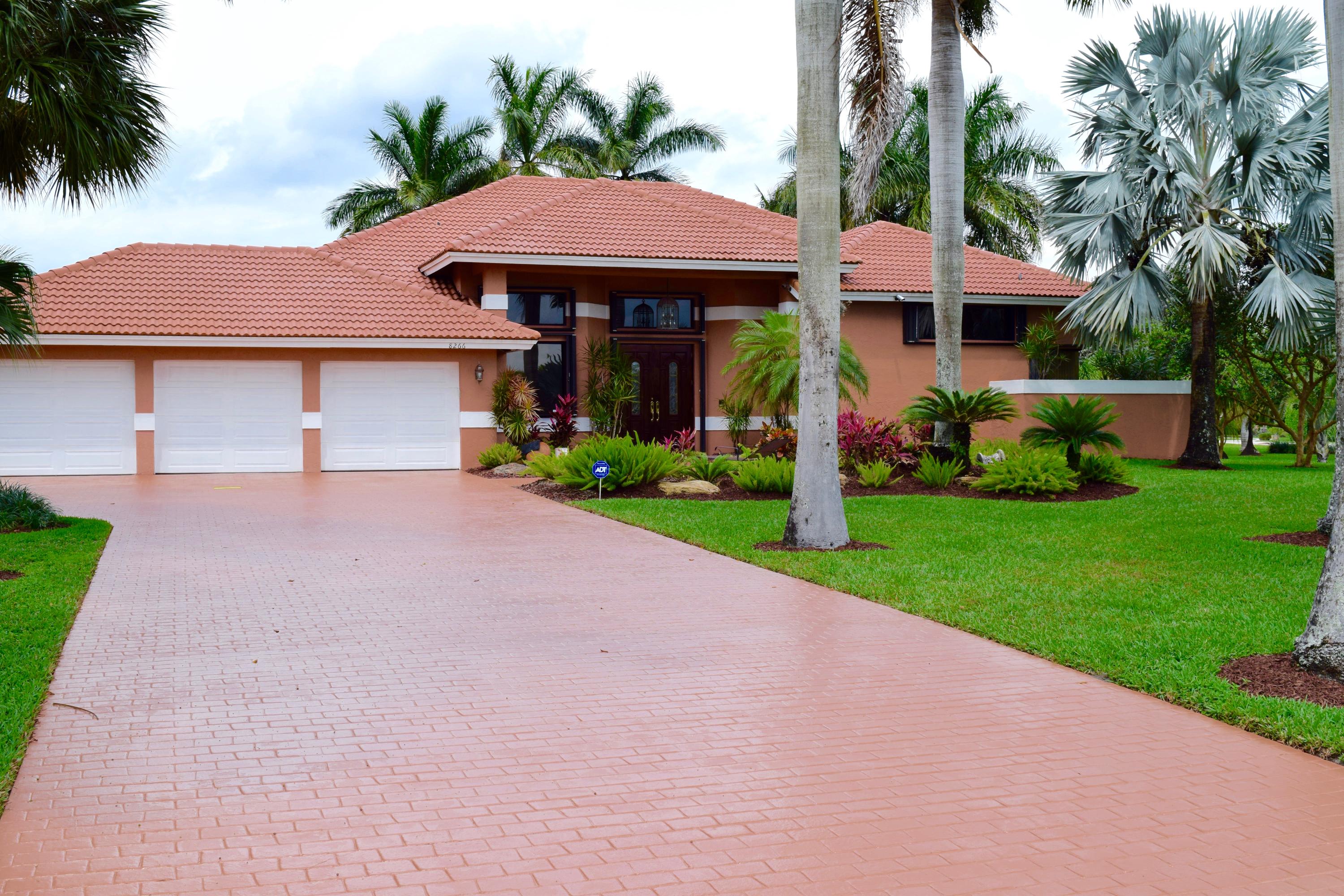 8266 Sawpine Road Delray Beach, FL 33446 - Photo 21 of 30 FRONT ENTRANCE