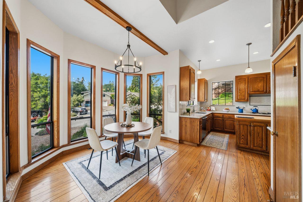 3541 Foxwood Place Santa Rosa, CA 95405 - Photo 5 of 72