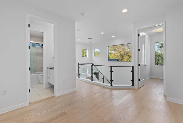 $779,900 | 1107 Taulbee Lane, Unit B, Austin, TX 78757