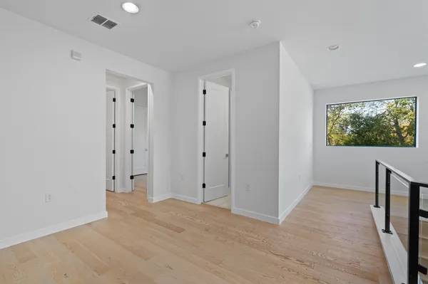 $779,900 | 1107 Taulbee Lane, Unit B, Austin, TX 78757