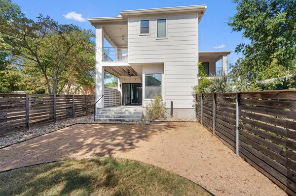 $779,900 | 1107 Taulbee Lane, Unit B, Austin, TX 78757