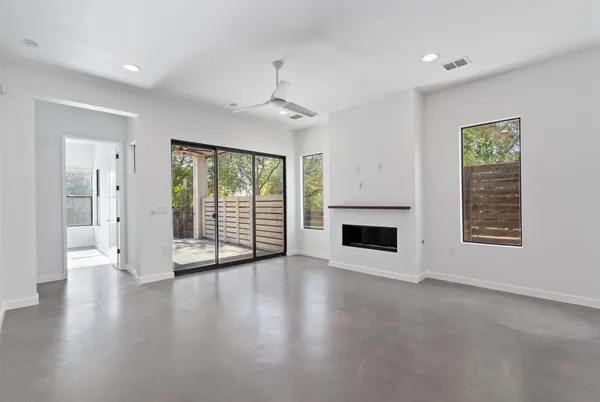 $779,900 | 1107 Taulbee Lane, Unit B, Austin, TX 78757