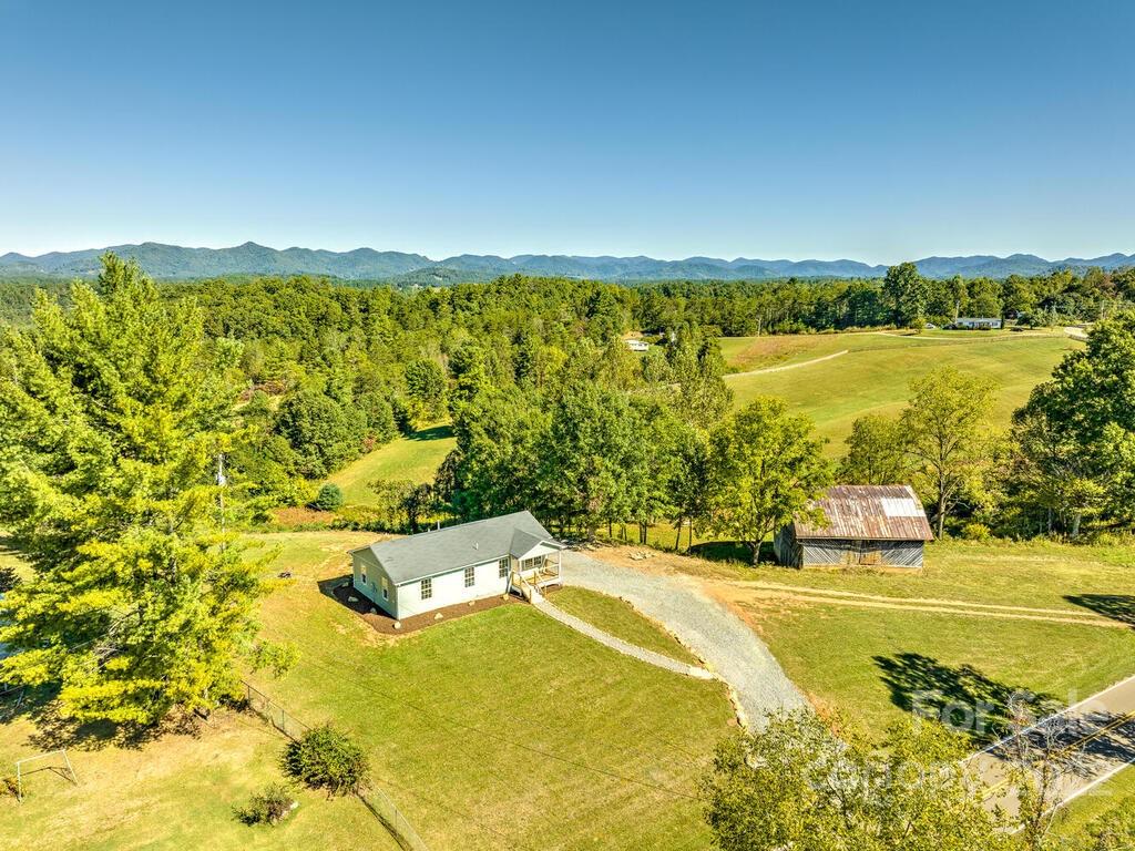 241 Locust Grove Road Weaverville, NC 28787 - Photo 6 of 45 Gallery Image 6