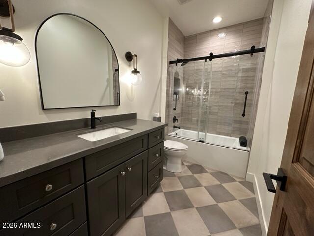 4260 West Falling Leaf Road Show Low, AZ 85901 - Photo 22 of 32 a bathroom with a double vanity sink mirror and bathtub