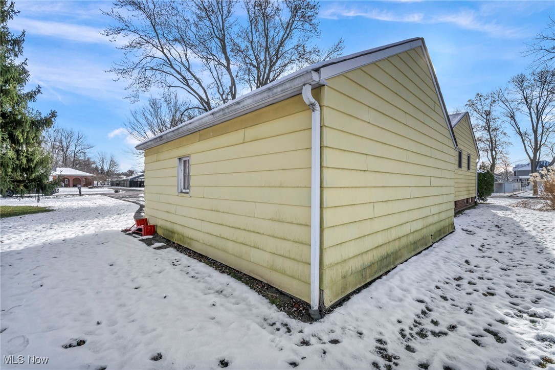 6719 Smith Road Middleburg Heights, OH 44130 - Photo 36 of 39