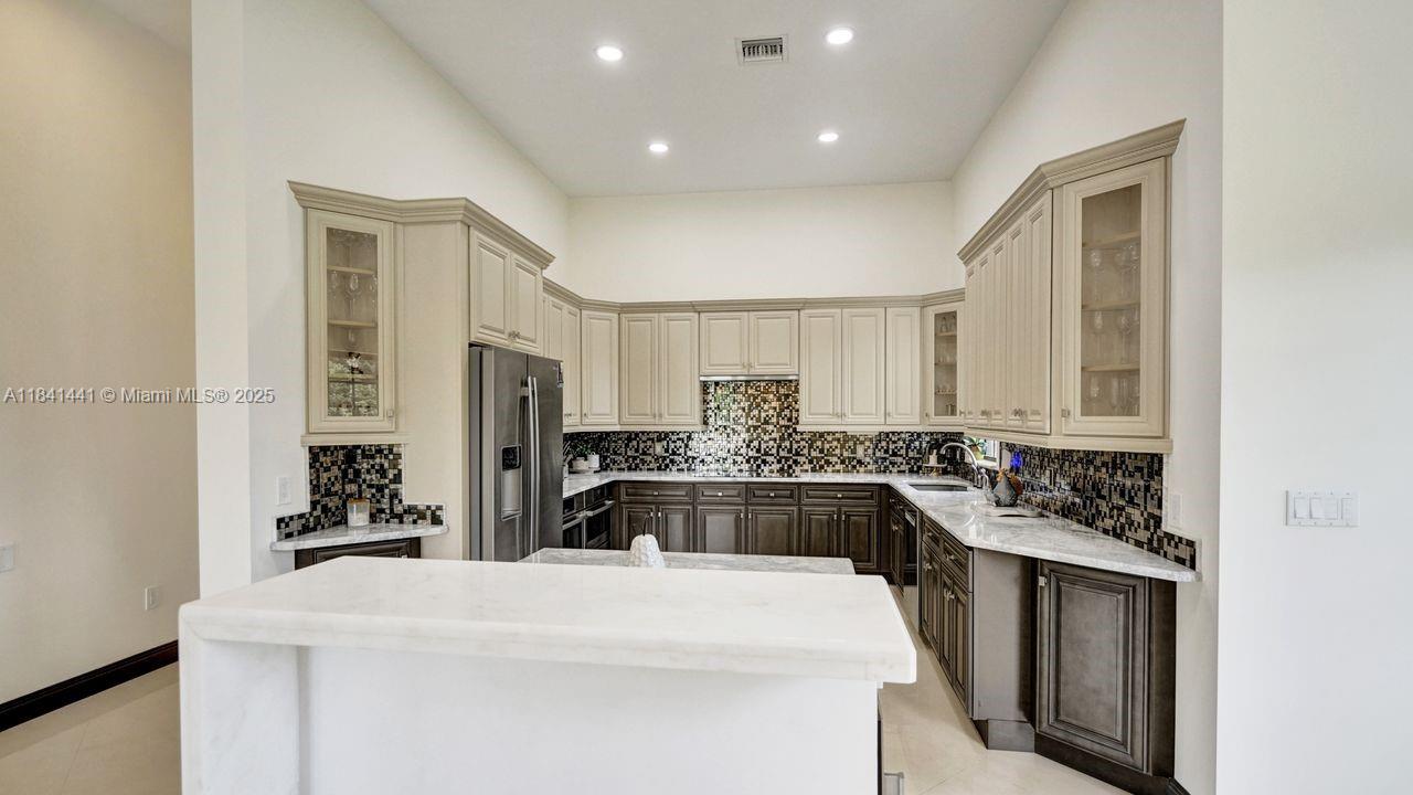 3311 Southwest 118th Terrace Davie, FL 33330 - Photo 20 of 95