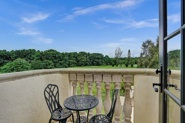 $2,295,000 | 3311 Southwest 118th Terrace, Davie, FL 33330