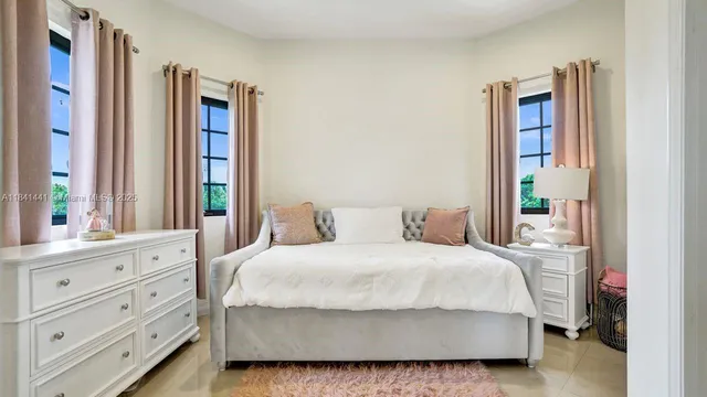 $2,295,000 | 3311 Southwest 118th Terrace, Davie, FL 33330