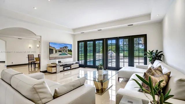 $2,295,000 | 3311 Southwest 118th Terrace, Davie, FL 33330