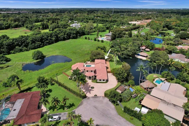 $2,295,000 | 3311 Southwest 118th Terrace, Davie, FL 33330