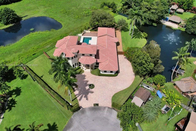 $2,295,000 | 3311 Southwest 118th Terrace, Davie, FL 33330