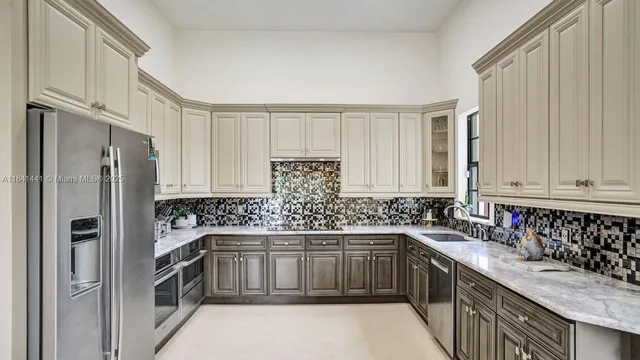 $2,295,000 | 3311 Southwest 118th Terrace, Davie, FL 33330