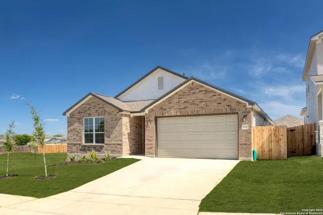 $439,999 | 7317 Walkers Loop, Live Oak, TX 78233